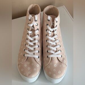 Falls Creek Women’s Size 10 Daisy Blush High-Top Sneakers